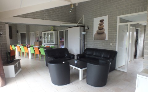 Woonkamer 2.JPG